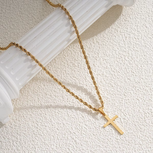 Corrente Elegante com Crucifixo