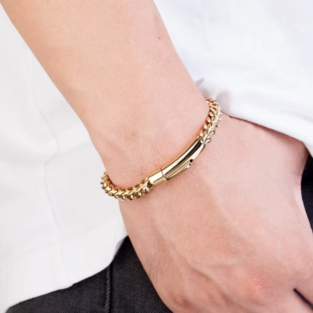 Pulseira Elegante Banhada a ouro 18K