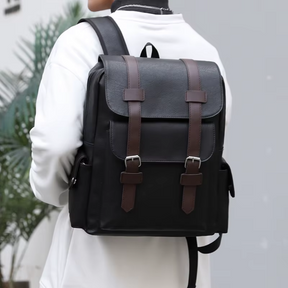 Mochila Vintage Class em Couro